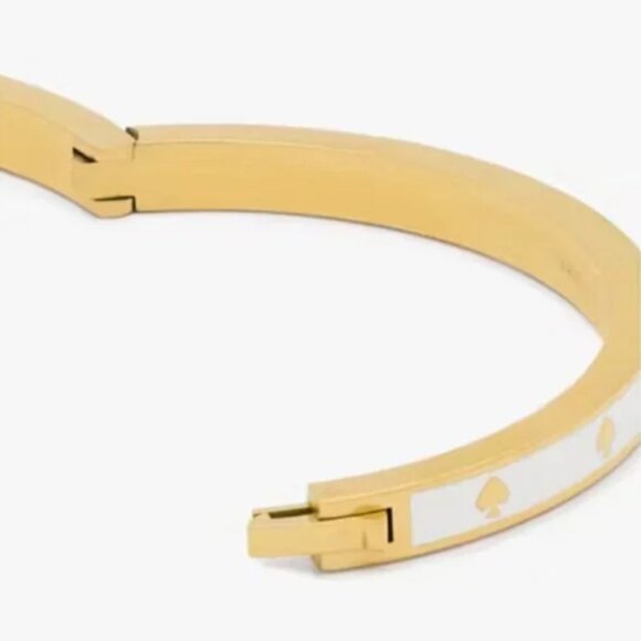 🆕NWOT Kate Spade Spot the Spade Hinged Bangle White - Picture 3 of 5